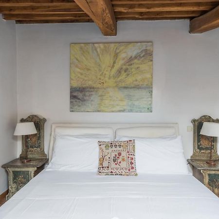 Cozy Wooden Apt In Piazza Navona Apartman Róma Kültér fotó