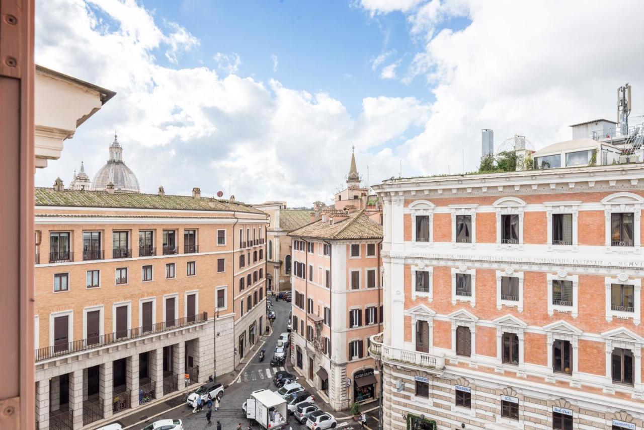 Cozy Wooden Apt In Piazza Navona Apartman Róma Kültér fotó